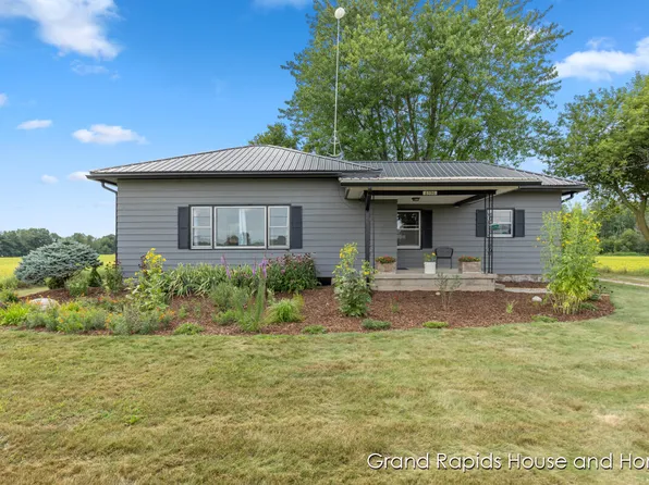 6596 S Grow Rd, Sheridan, MI 48884