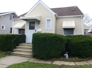 702 Central Ave, Rockdale, IL
