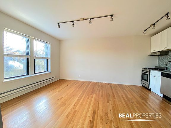 5th image of 2834 W Palmer St APT 302