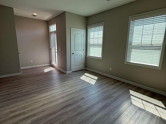 4th image of 175 Setter Ct
