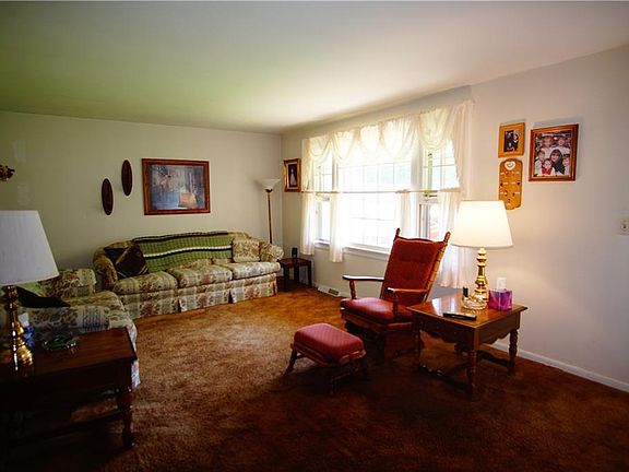 4th image of 8282 Dexter Pkwy