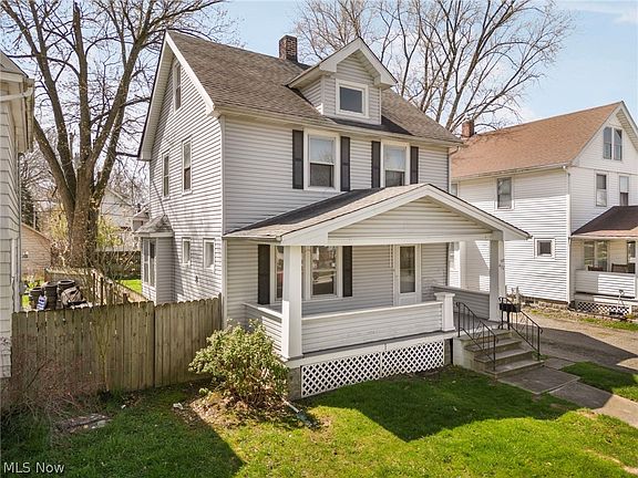 3rd image of 437 Kenyon Ave