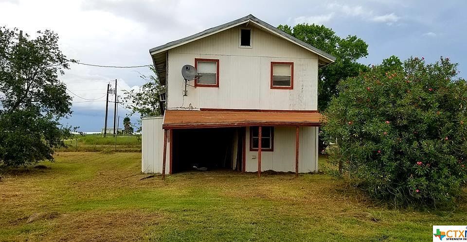 1st image of 379 N Quailrun Ave