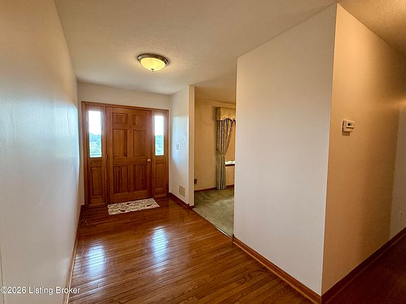 5th image of 4198 Springfield Rd