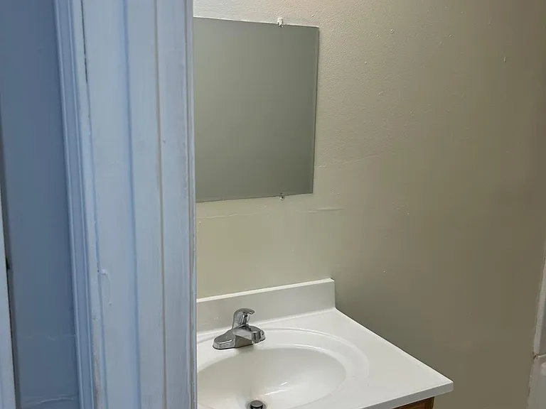 5741 Aftonshire Dr — Photo 4
