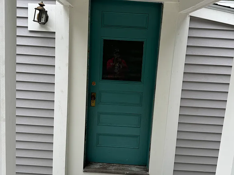 904 Main St — Photo 16