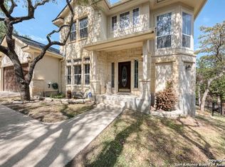 16610 Loma Lndg, Helotes, TX 78023