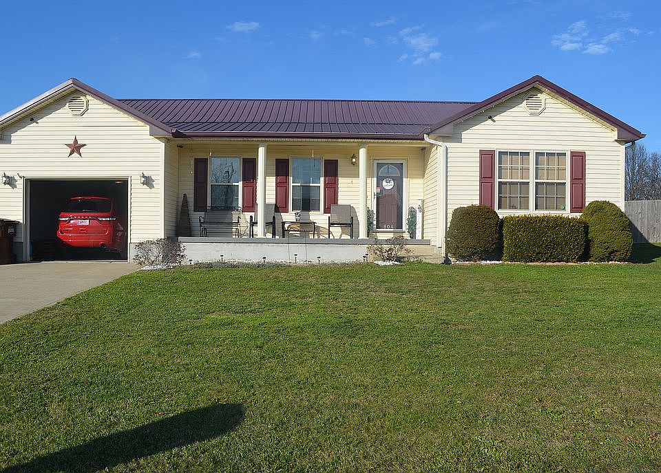 1st image of 804 Thorn Trace Dr