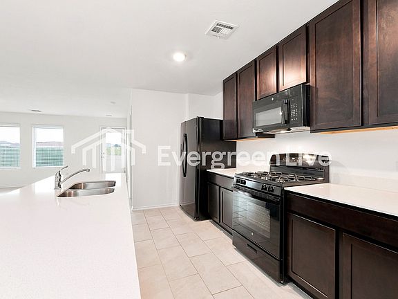 4th image of 2304 Bleeker St