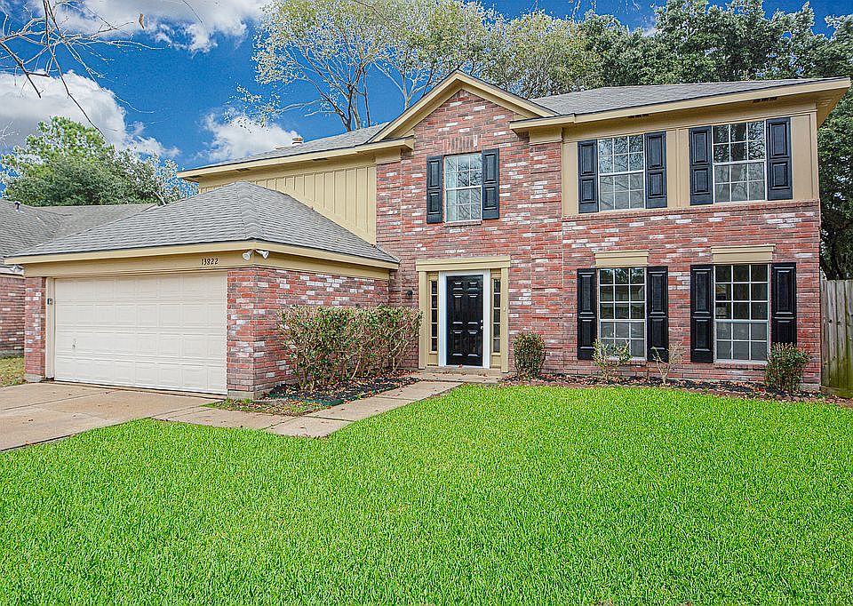 1st image of 13822 Glade Hollow Dr