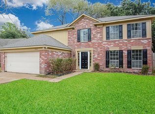 13822 Glade Hollow Dr, Houston, TX 77014