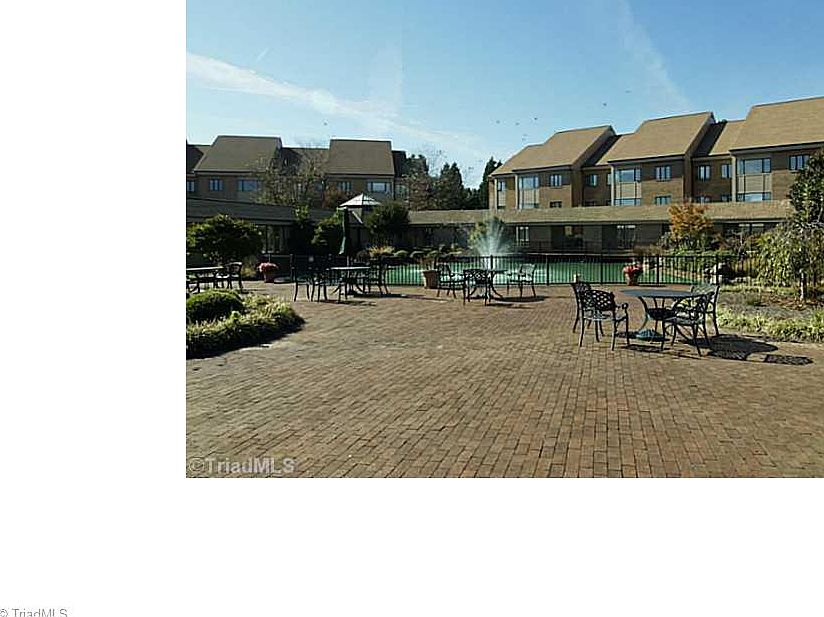 1st image of 2106 Bermuda Vlg