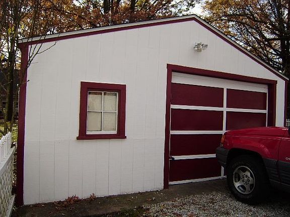 2nd image of 1336 Munroe Falls Ave