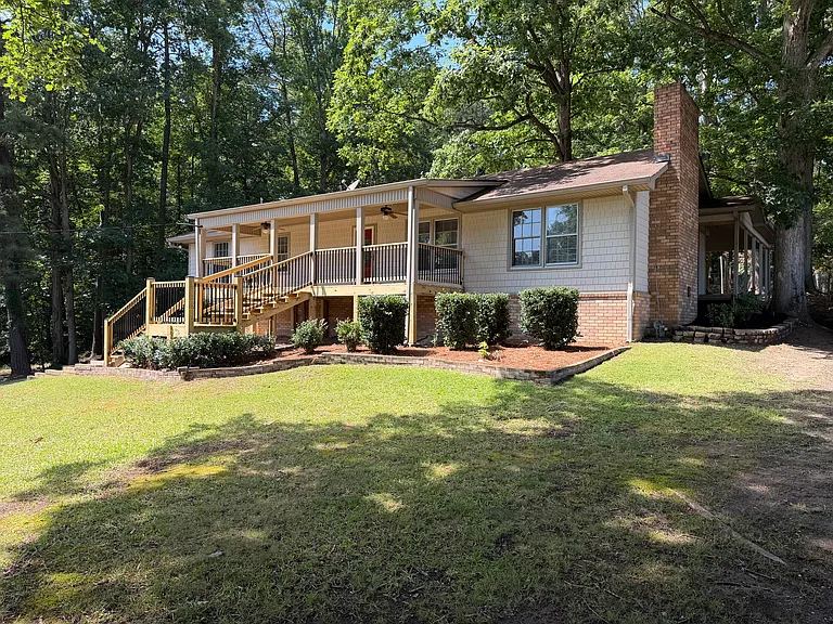 4032 Pine Manor Dr — Photo 18