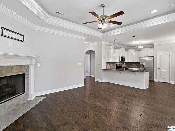 4th image of 39 Moore Farm Cir NW