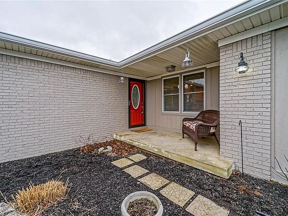 3rd image of 5381 W State Road 234