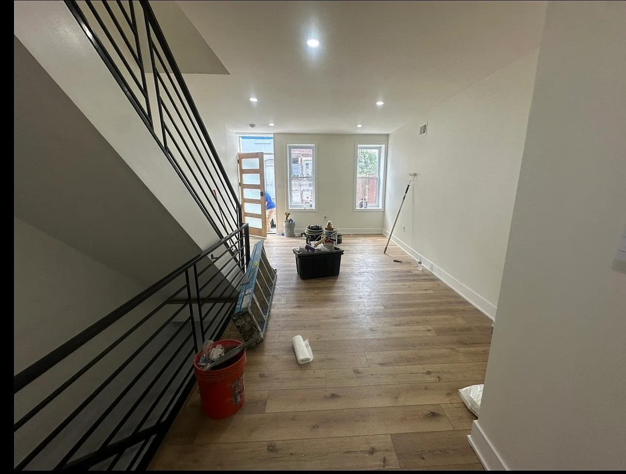 2 bed, 1.5 bath, 1380 sqft, $2,400 — Photo 4