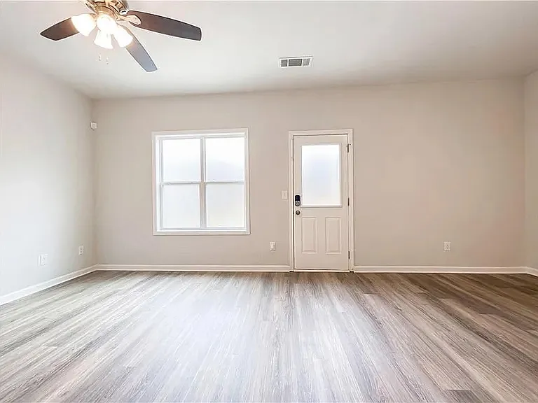 4 bed, 1522 sqft, $2,000 — Photo 3