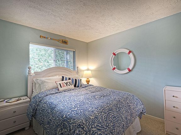 4th image of 1089 Bluewater Dr