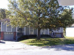 9321 E 83rd St, Raytown, MO 64138
