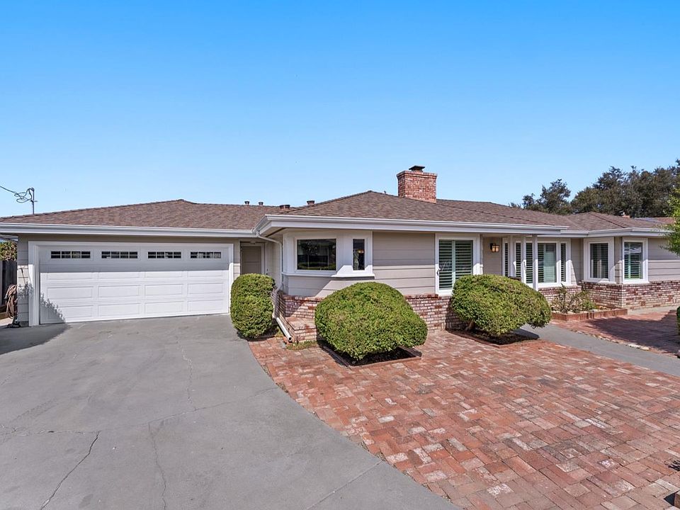 1st image of 151 Laken Ct