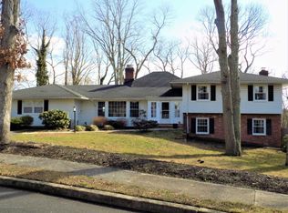 674 Overlook Ct, Brick, NJ 08724