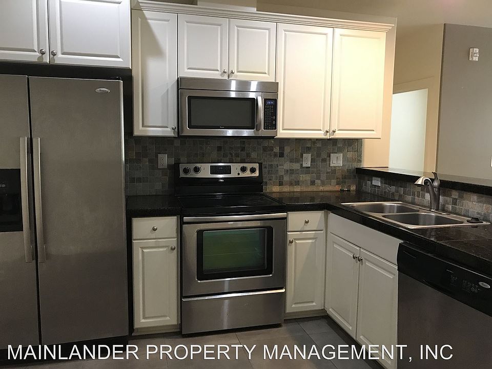 2nd image of 7881 NE Rockne Way