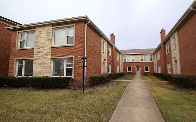 1st image of 1311 N Harlem Ave APT 2F