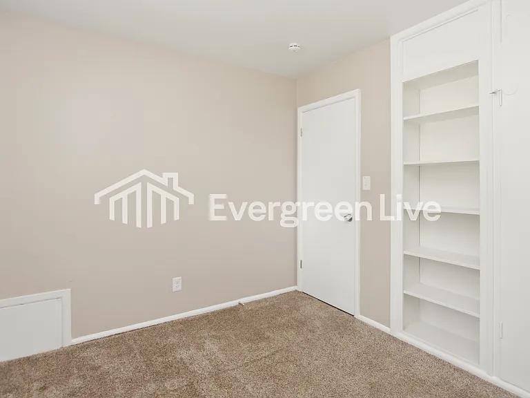3673 Tiffany Dr — Photo 11