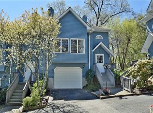 22 Village Gate Way, Nyack, NY 10960