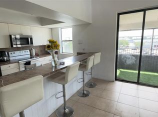 Parkway Grove, Miami, FL 33169