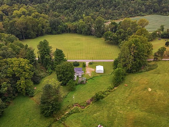 3rd image of 21606 Sams Creek Rd