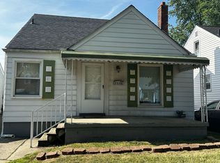 7536 Sterling St, Center Line, MI 48015