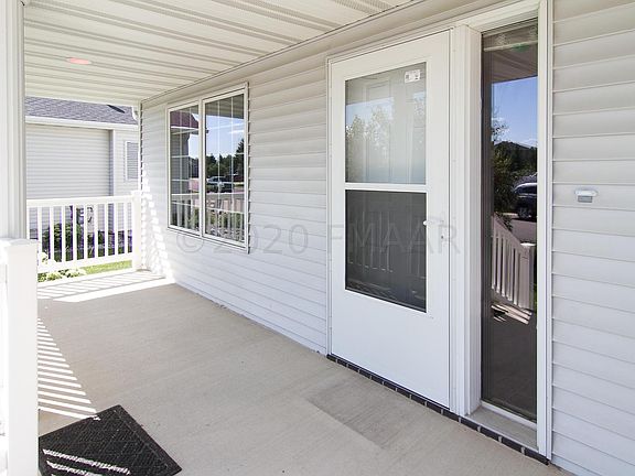 2nd image of 3539 Woodbury Ct S