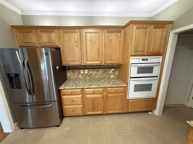 5730 Devonshire Way — Photo 6