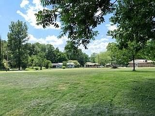 2nd image of Hidden Valley Cir