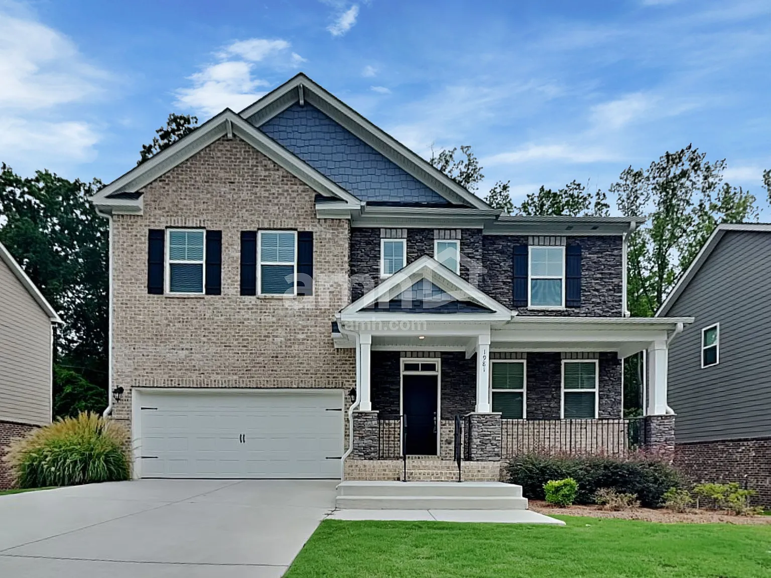 5 bed, 3.5 bath, 3158 sqft, $3,065 — Photo 1