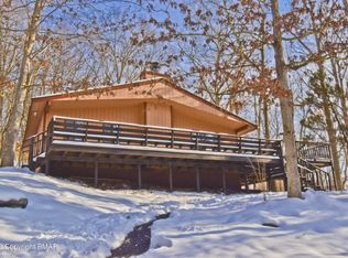 110 Regent St, Bushkill, PA 18324