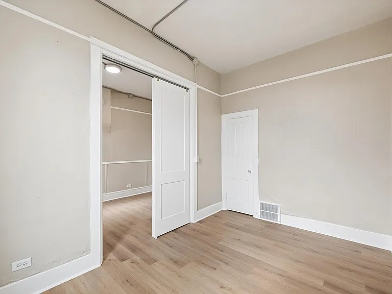 2843 W 27th Ave — Photo 13