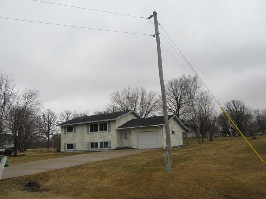 2nd image of 106 Knight St