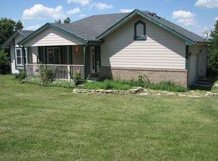 11319 Rimrock Dr, Manhattan, KS 66503