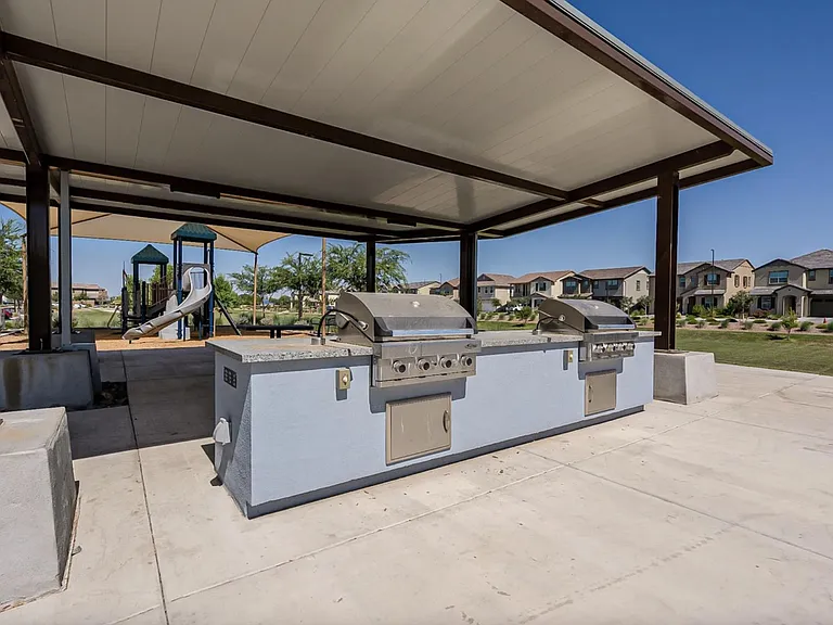 E Marlin Dr — Photo 8