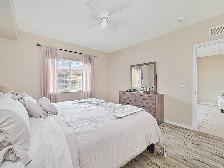 10020 Maddox Ln #212 — Photo 10