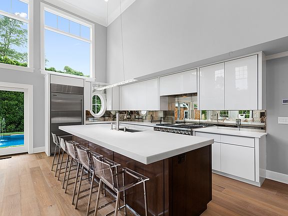 4th image of 118 Harvest Ln