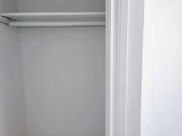 494 Somerset Street West