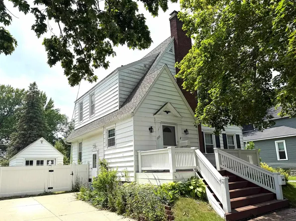 1606 Prairie St, Essexville, MI 48732