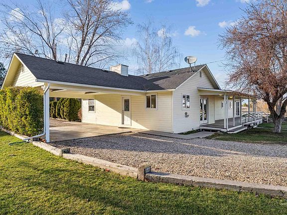 2nd image of 25164 Lansing Ln