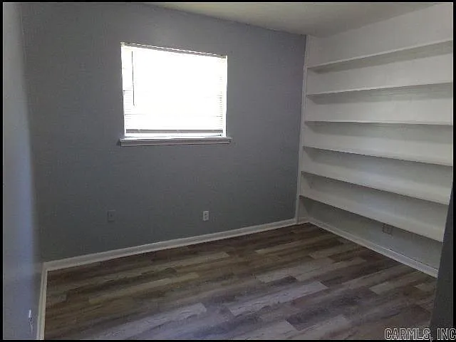 908 Greenlea Dr — Photo 12