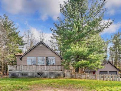 1276 Mill Rd, East Aurora, NY, 14052