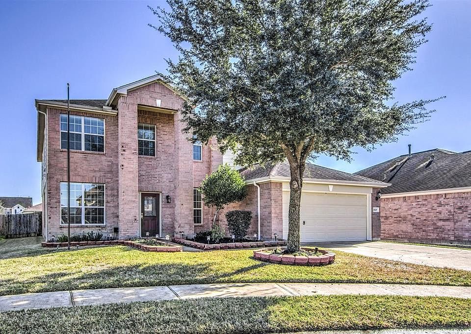 1st image of 18207 Doral Rock Ct